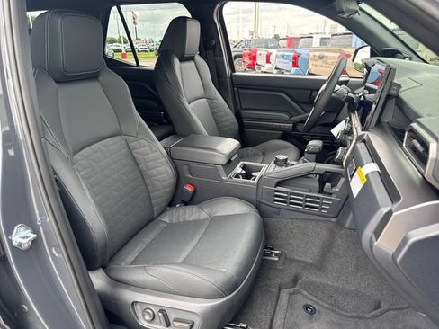 New 2026 Toyota 4Runner TRD Off-Road Premium AWD/4WD image 11