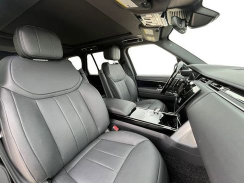 Used 2025 Land Rover Range Rover SE AWD/4WD image 19