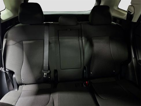 Used 2023 Kia Sportage LX image 27