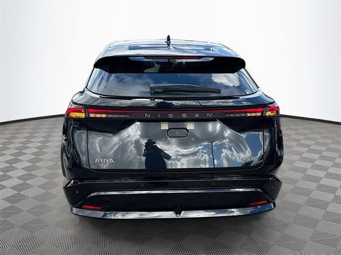 Used 2023 Nissan Ariya FWD image 7