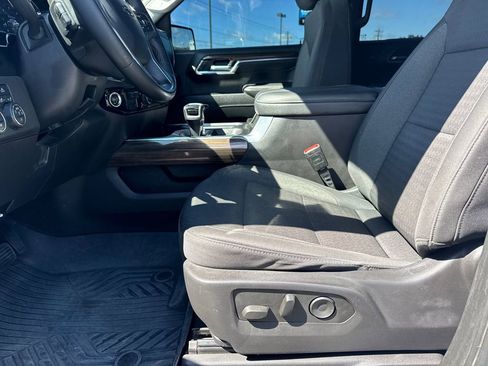 Used 2023 Chevrolet Silverado 1500 LT Trail Boss w/ Protection Package image 11