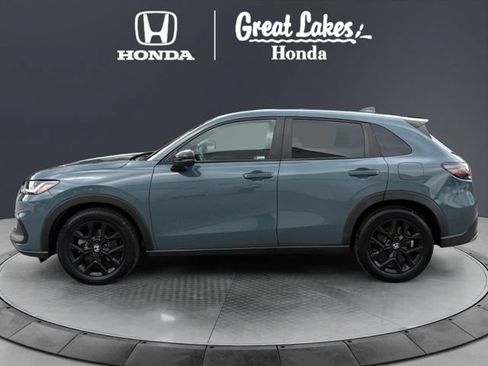 Used 2023 Honda HR-V Sport image 3