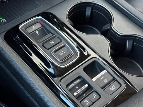 Certified 2025 Honda Pilot EX-L image 22