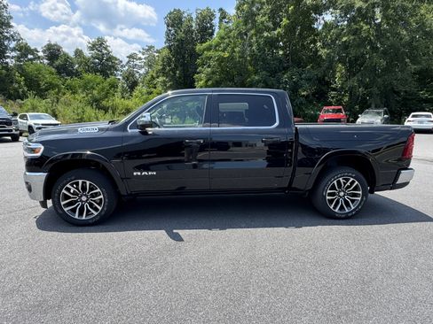 Used 2025 RAM 1500 Limited AWD/4WD image 8