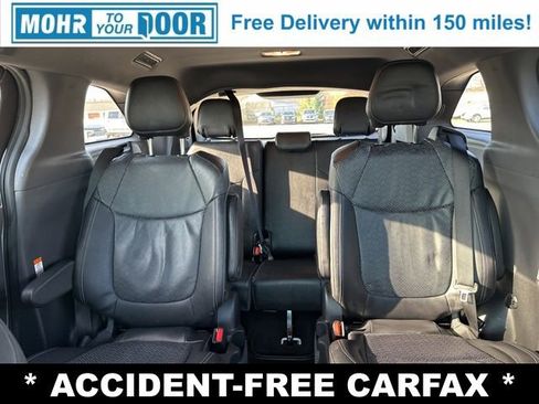 Used 2023 Toyota Sienna XSE image 29