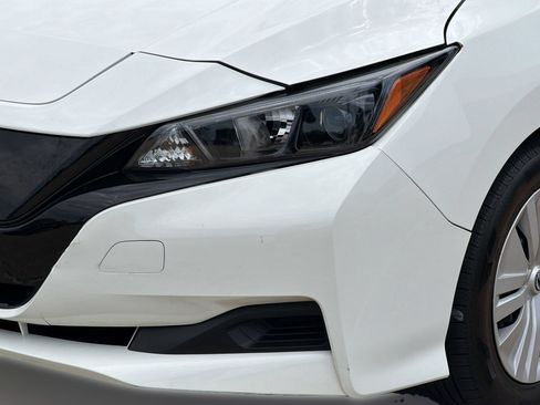 Used 2023 Nissan Leaf S FWD image 12