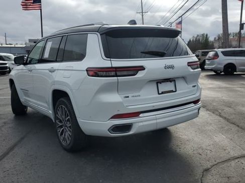 Certified 2023 Jeep Grand Cherokee L Summit w/ Advanced Protech Group IV image 2