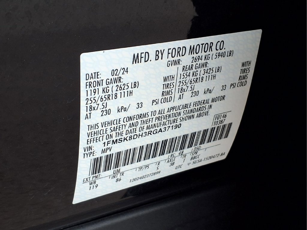 Used 2024 Ford Explorer XLT AWD/4WD image 23