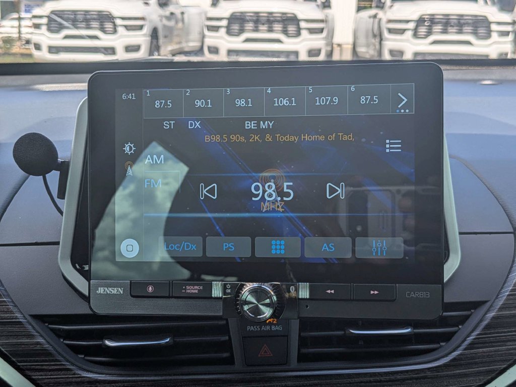 Used 2019 Nissan Altima 2.5 SL FWD image 16