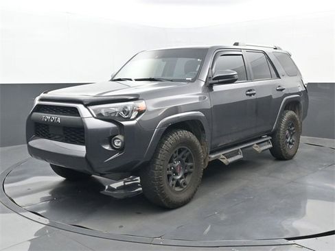 Used 2022 Toyota 4Runner SR5 image 8
