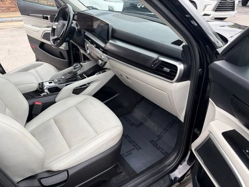 Used 2023 Kia Telluride S w/ S Sunroof Package FWD image 38