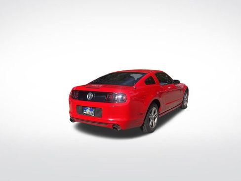Used 2014 Ford Mustang Coupe RWD image 5