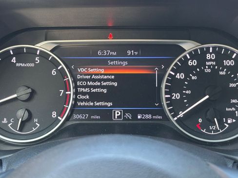 Used 2025 Nissan Sentra SV FWD image 35
