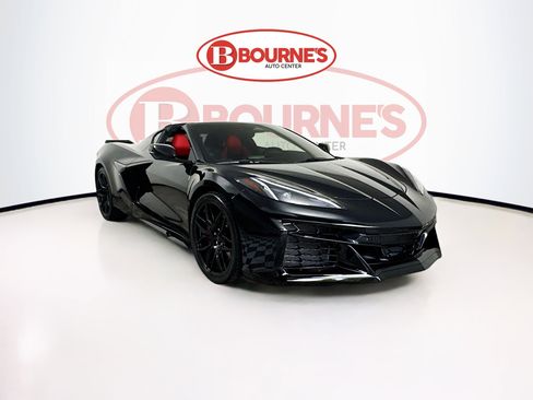 Used 2024 Chevrolet Corvette Z06 image 1