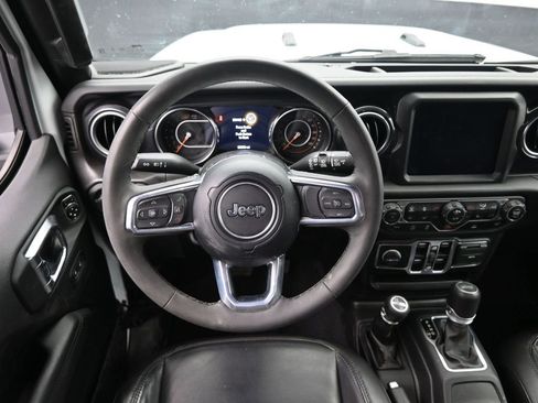 Used 2023 Jeep Wrangler Altitude image 24