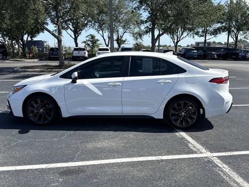 Used 2024 Toyota Corolla SE FWD image 7