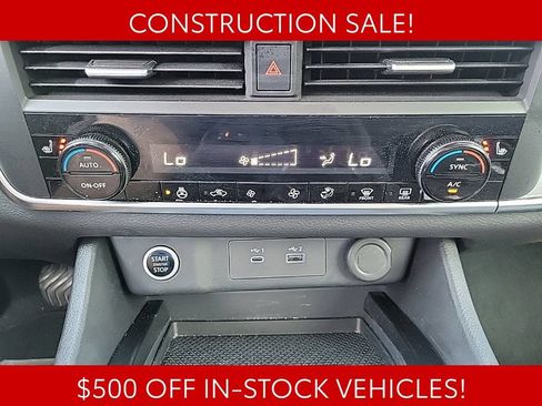 Used 2023 Nissan Rogue SV w/ SV Premium B Package AWD/4WD image 27