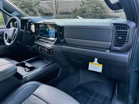 Used 2026 Chevrolet Silverado 2500 ZR2 w/ LPO, Dark Essentials Package AWD/4WD image 13