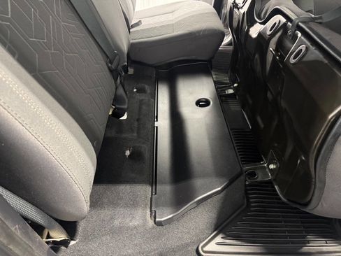 Used 2016 Toyota Tacoma TRD Off-Road image 27