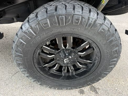 Used 2018 Ford F150 Lariat w/ Equipment Group 501A Mid AWD/4WD image 45