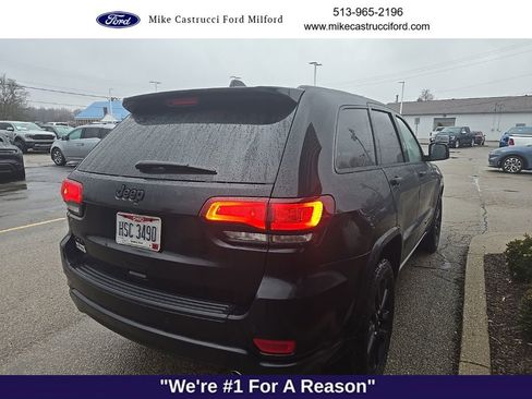 Used 2019 Jeep Grand Cherokee Altitude image 5