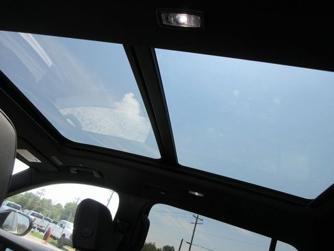 New 2026 Buick Enclave Sport Touring w/ Super Cruise Package image 18