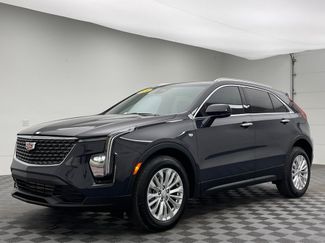 Used 2024 Cadillac XT4 Luxury w/ Cold Weather Package FWD video 2