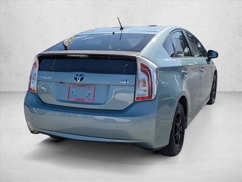 Used 2015 Toyota Prius Two image 5