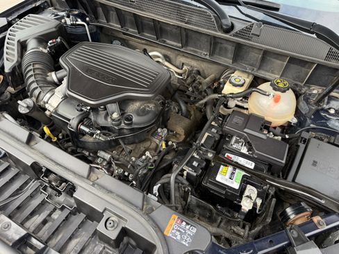 Used 2017 GMC Acadia SLT image 35