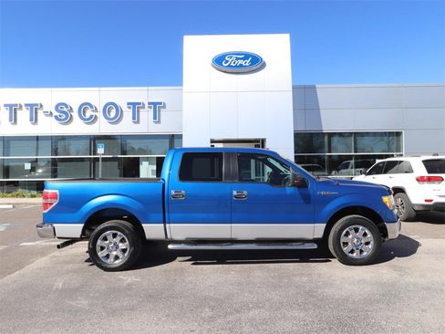 Used 2014 Ford F150 XLT w/ XLT Chrome Package image 13