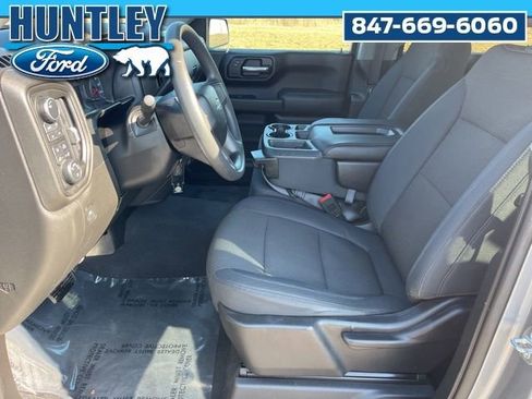 Used 2019 Chevrolet Silverado 1500 Custom Trail Boss w/ Custom Convenience Package image 18