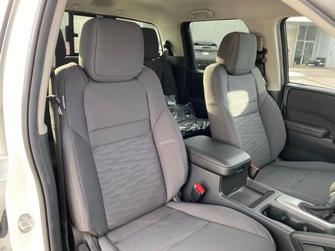 New 2026 Nissan Frontier S image 9