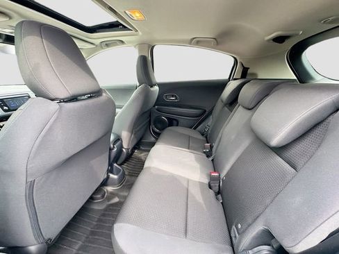Used 2021 Honda HR-V EX image 25