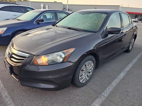 Used 2011 Honda Accord LX image 6