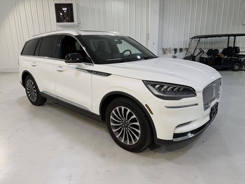 Used 2023 Lincoln Aviator Reserve image 7
