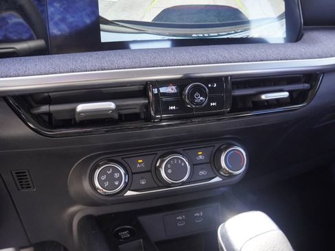 New 2026 Nissan Kicks S image 12