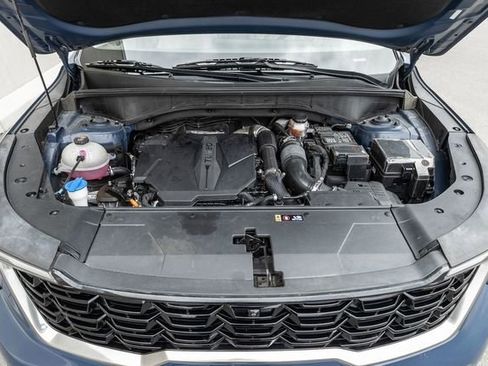 Used 2024 Kia Sorento SX image 16