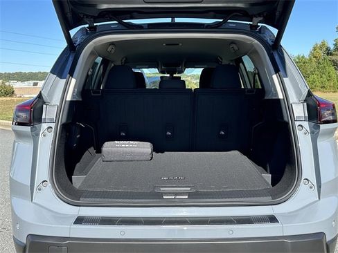 New 2026 Nissan Rogue SV image 12