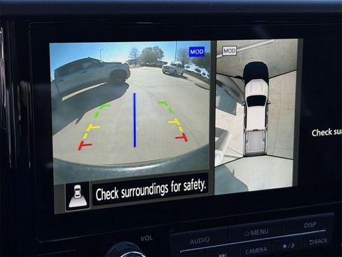 Used 2025 Nissan Frontier PRO-4X w/ Pro Convenience Package image 19