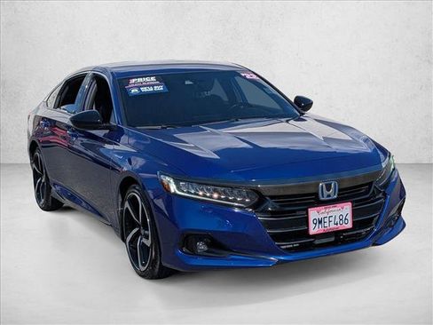 Used 2022 Honda Accord Sport image 3