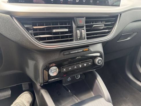 Certified 2023 Ford Escape Platinum w/ Premium Technology Package AWD/4WD image 23