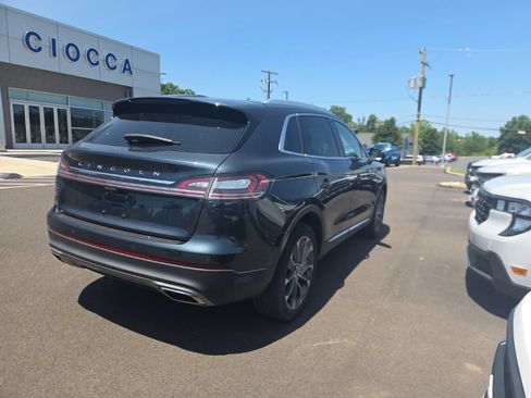 Used 2022 Lincoln Nautilus Reserve AWD/4WD image 6