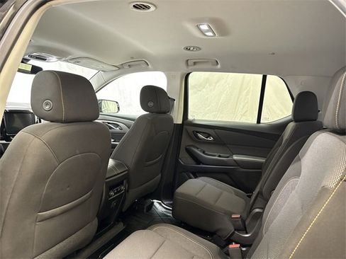 Certified 2020 Chevrolet Traverse LT image 13
