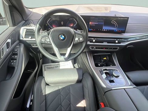 Used 2025 BMW X5 xDrive40i w/ Parking Assistance Package AWD/4WD image 15