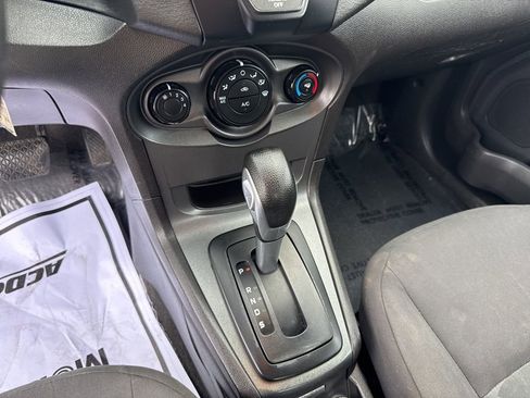 Used 2014 Ford Fiesta S image 19