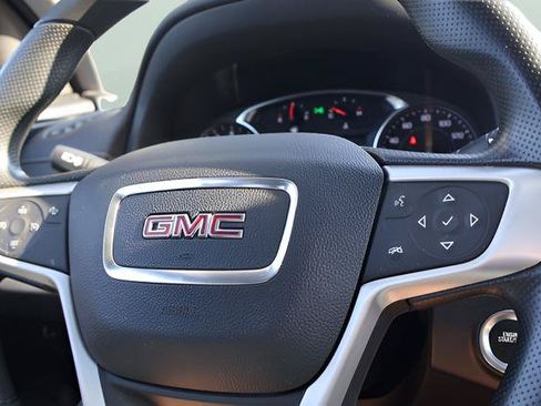 Used 2023 GMC Terrain SLE w/ Driver Convenience Package AWD/4WD image 18