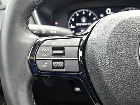 Certified 2025 Acura Integra FWD image 22
