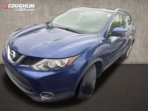 Used 2017 Nissan Rogue Sport SV w/ SV Premium Package AWD/4WD image 1