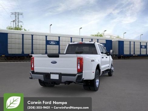 New 2026 Ford F450 XLT image 8