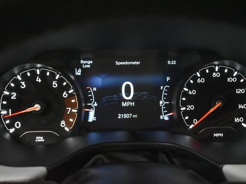 Used 2022 Jeep Compass Limited image 13